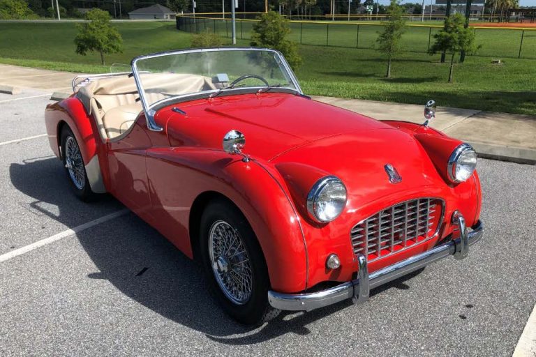 Beauty shots of vehicle after wash and detail.